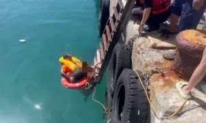 屏東琉球遊客酒後起爭執　姨侄2人跳下海...海巡下水救人